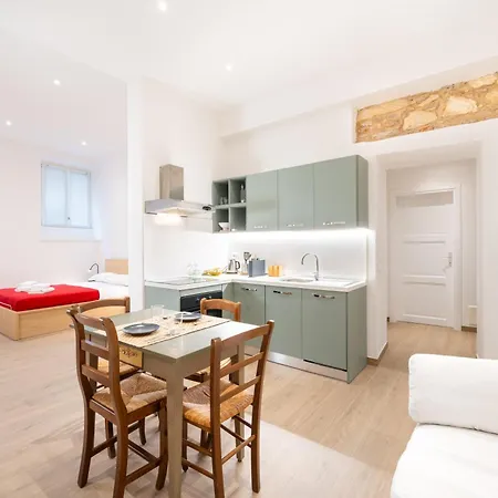 Vendégház Residenza Leoncino *